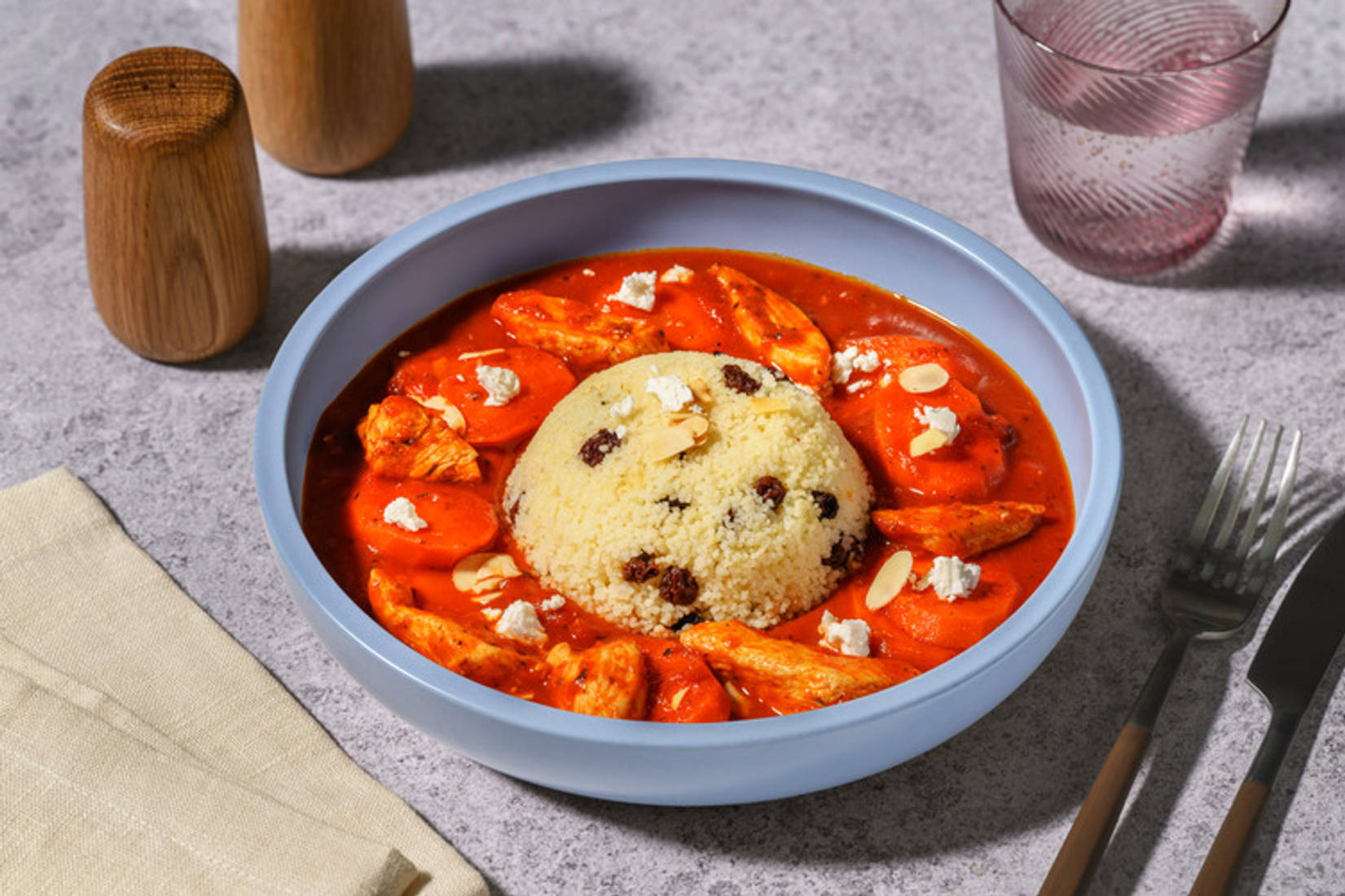 Aromatischer Couscous mit Bio-Hähnchen