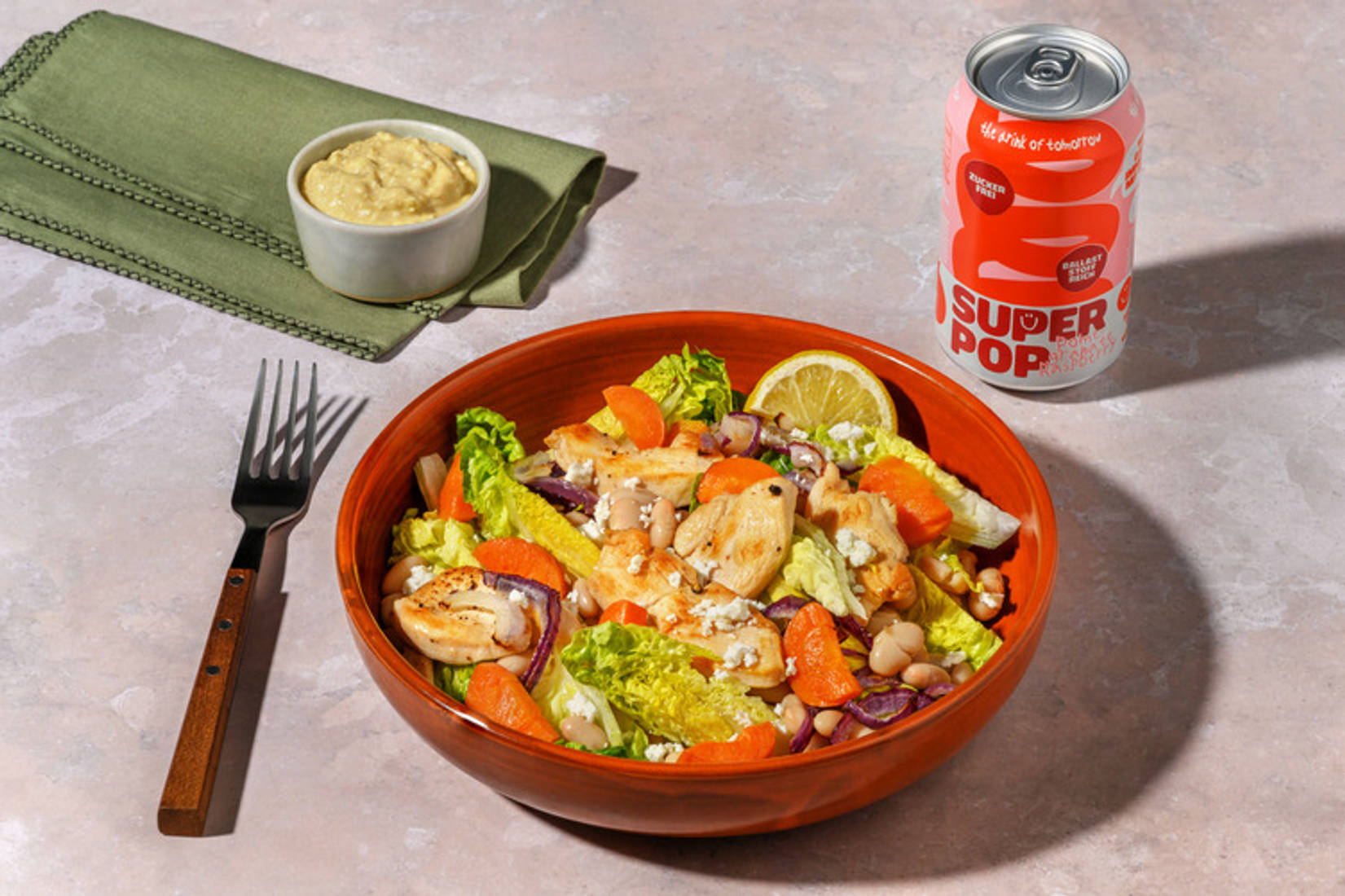 Bunter Salat mit Hähnchen und Butterbohnen