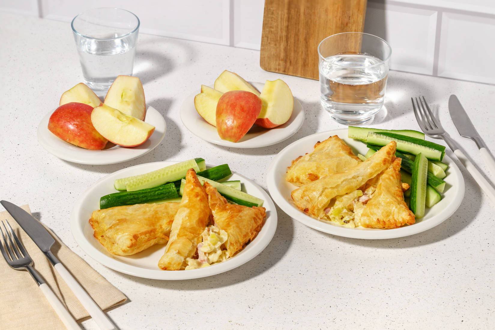 Mini chaussons poireau-lardons & concombre