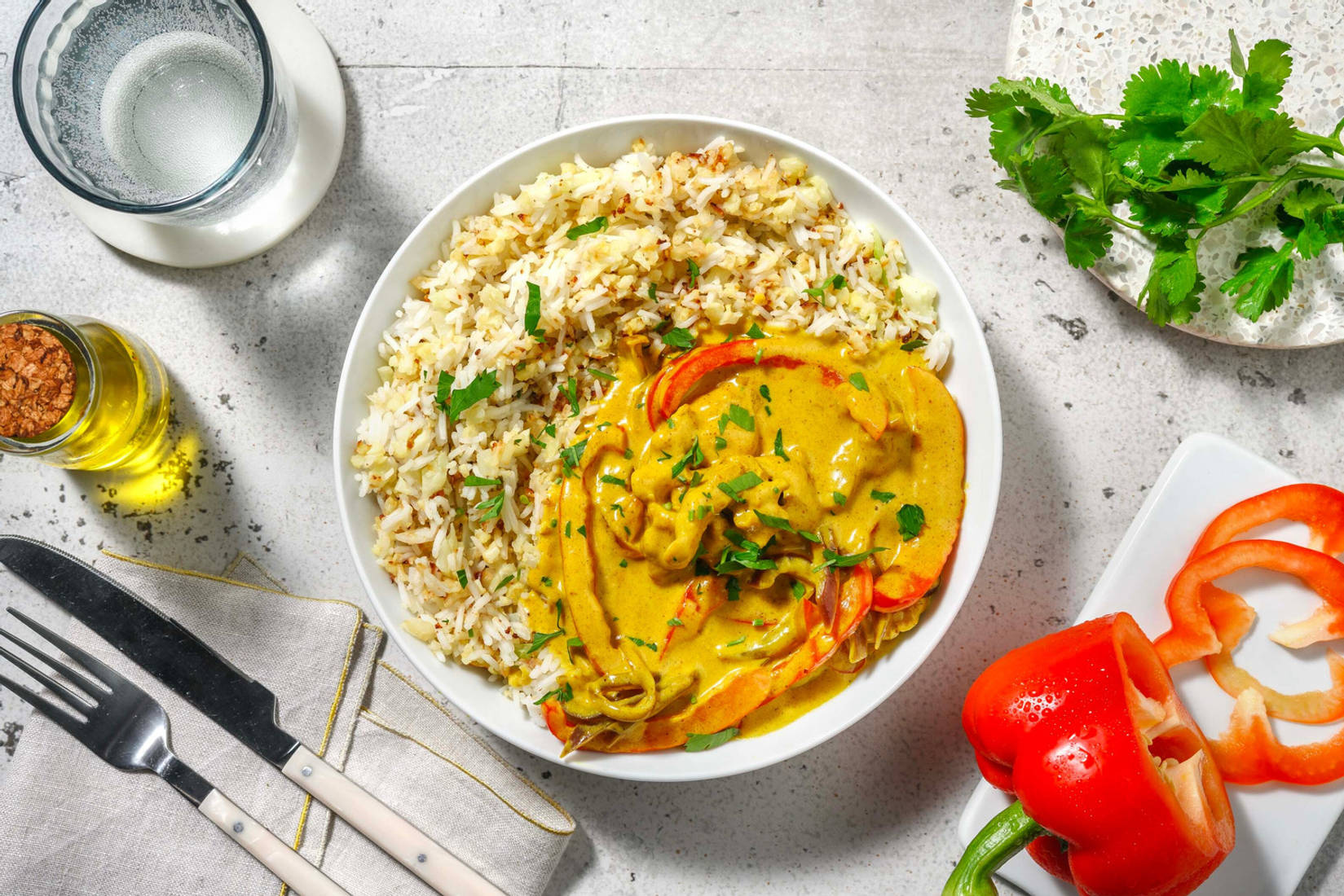 Curry de poulet et riz de chou-fleur