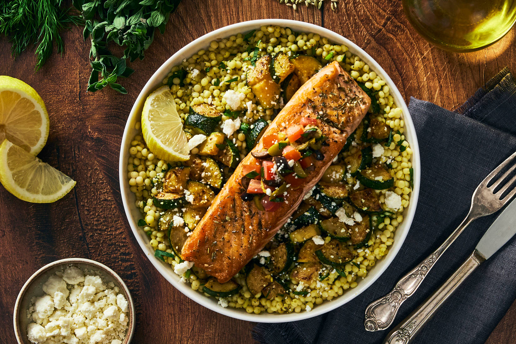 Saumon au za’atar à la méditerranéenne et couscous citronné