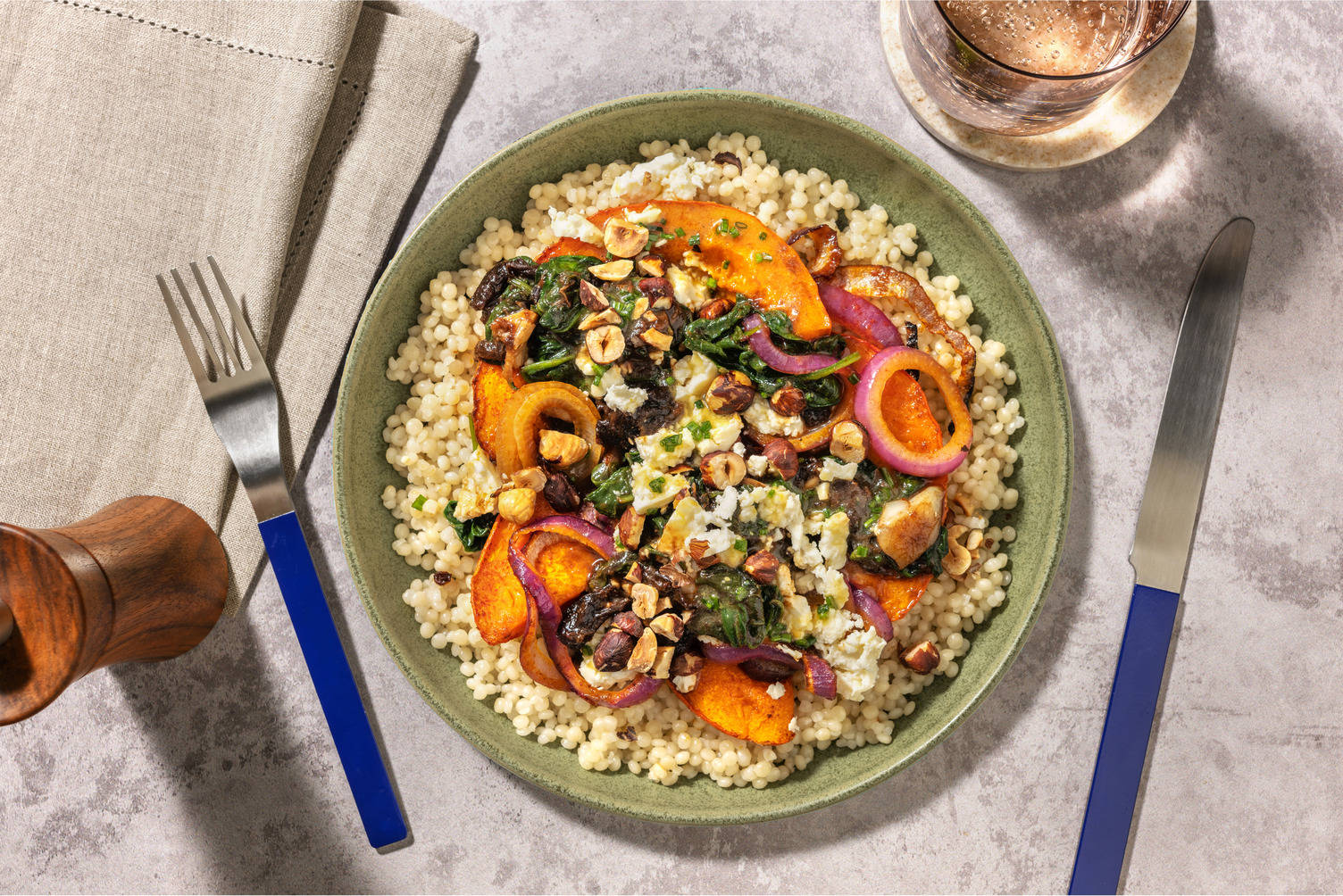 Couscous perlato al formaggio greco e pere