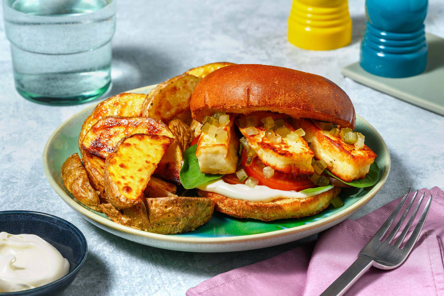 Cajun-Inspired Halloumi and Eggs Burgers