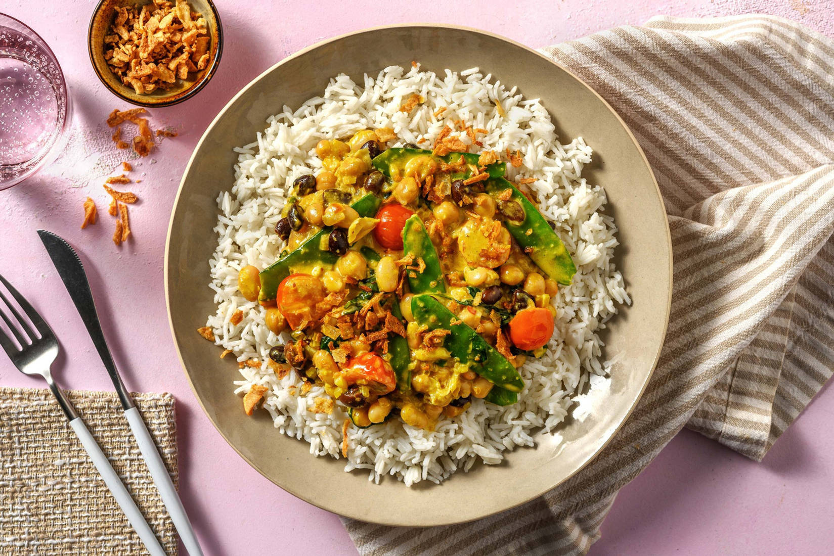 Pittige kokoscurry met bonen