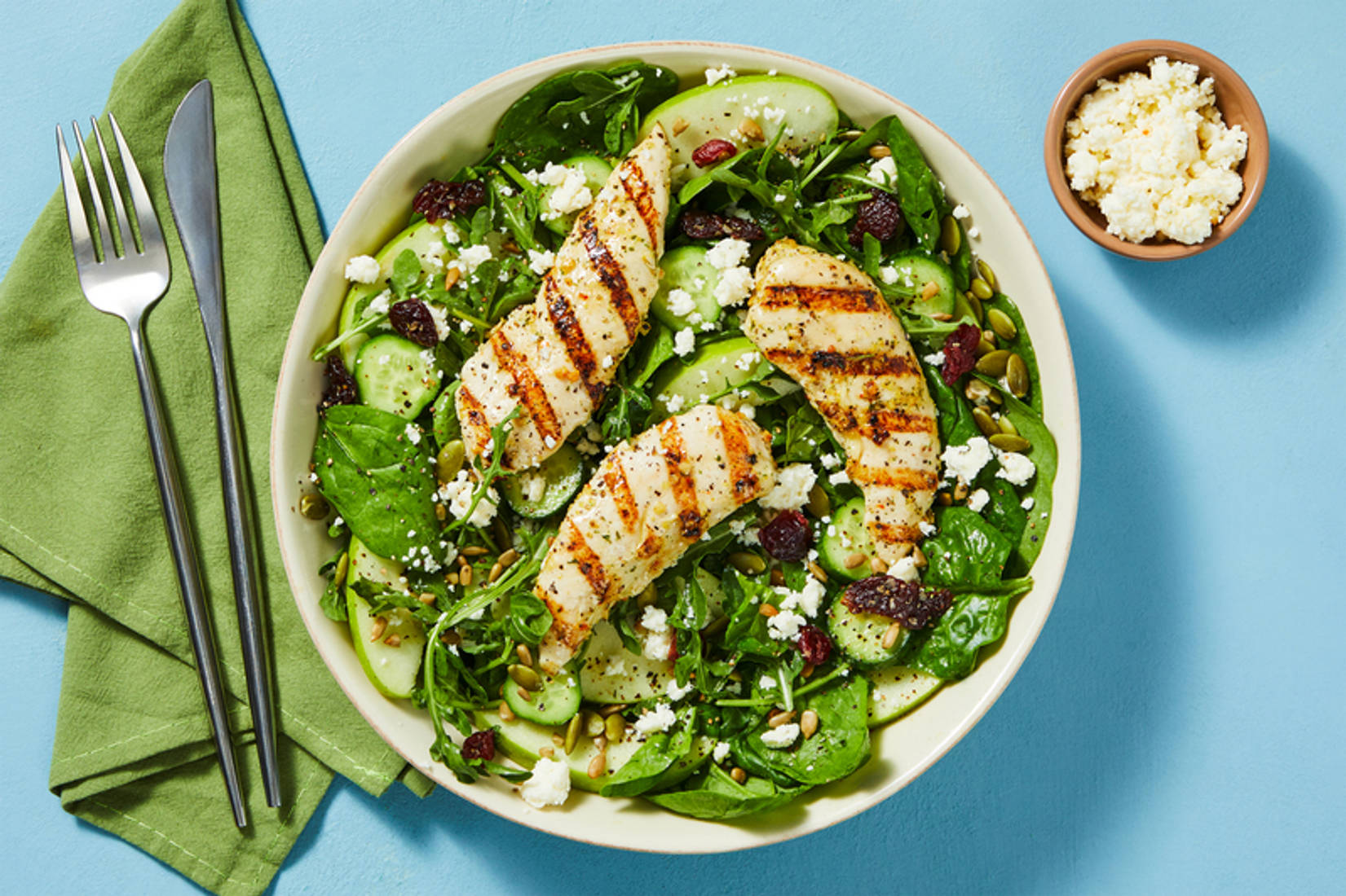 Salade de poitrines de poulet bio au miel et à la moutarde