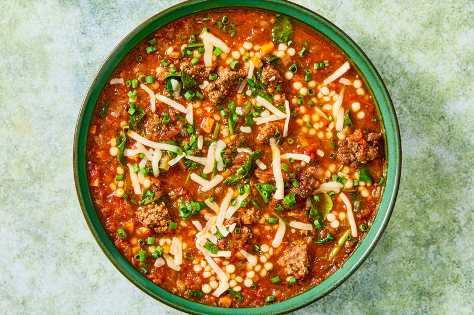Soupe à la dinde et aux légumes avec fromage