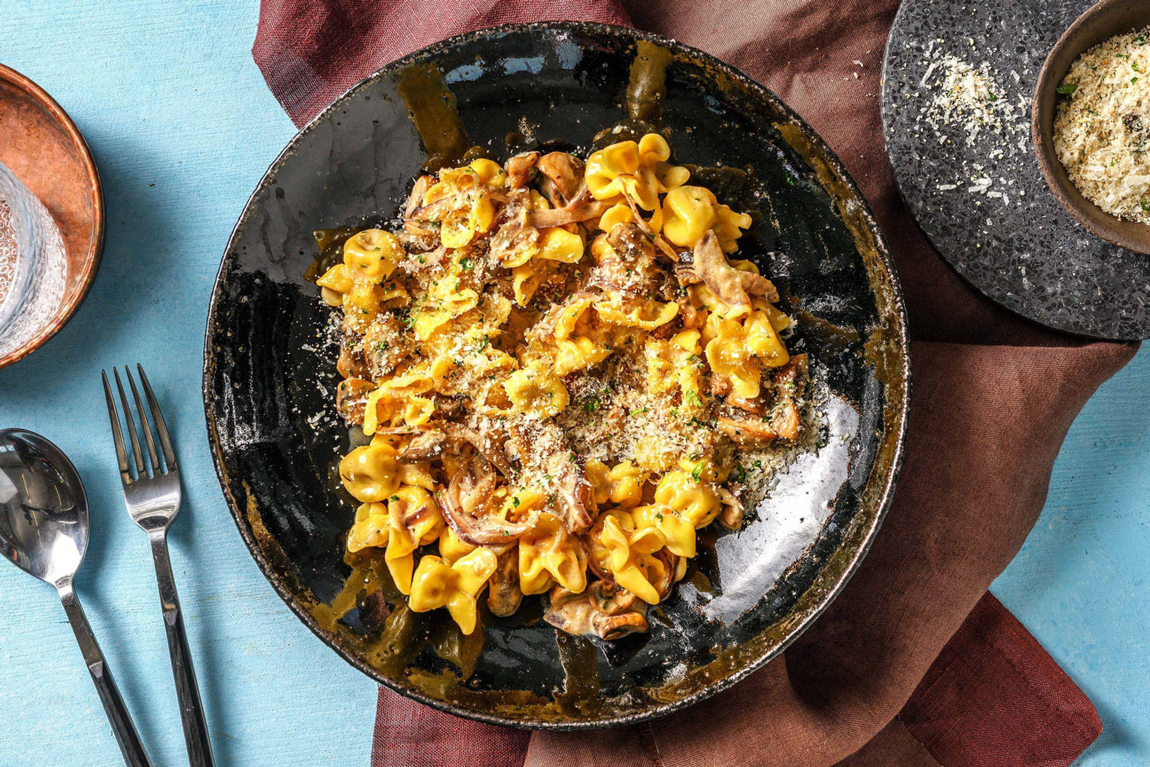 Fiorelli! Pastataschen mit Pilzfüllung