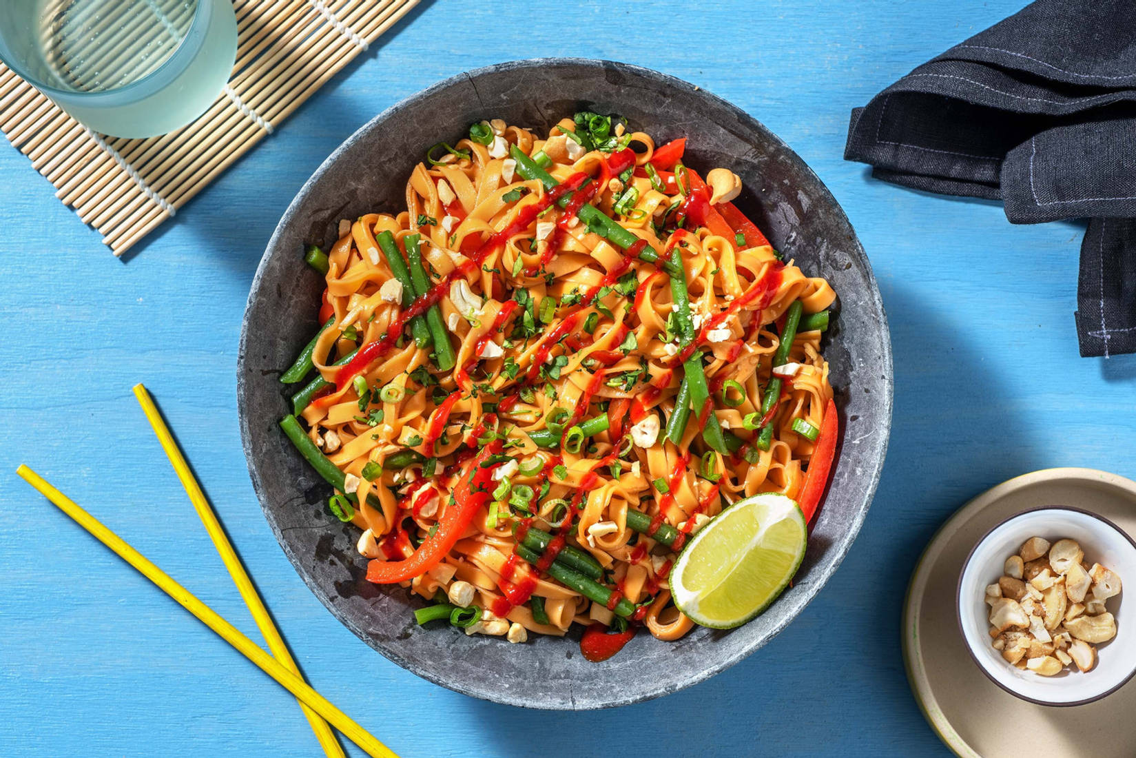 Gebratene Chilinudeln in würziger Asiasoße