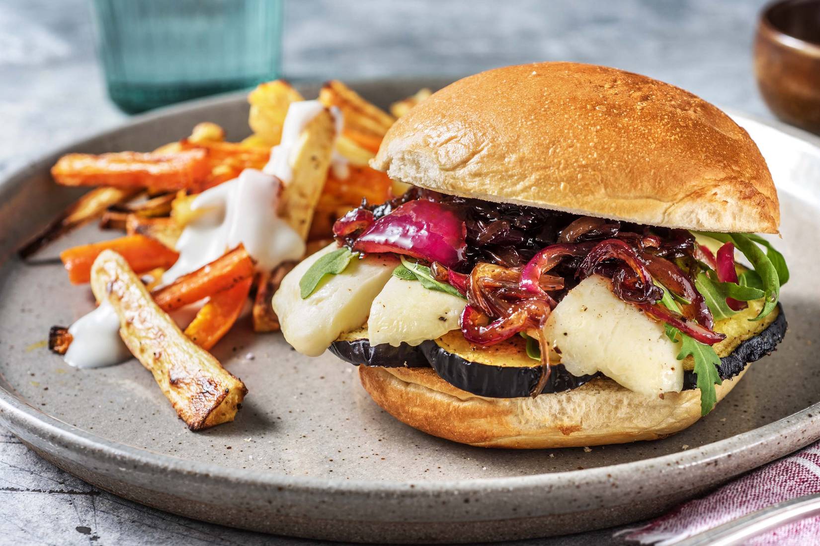 Halloumi-Auberginen-Burger