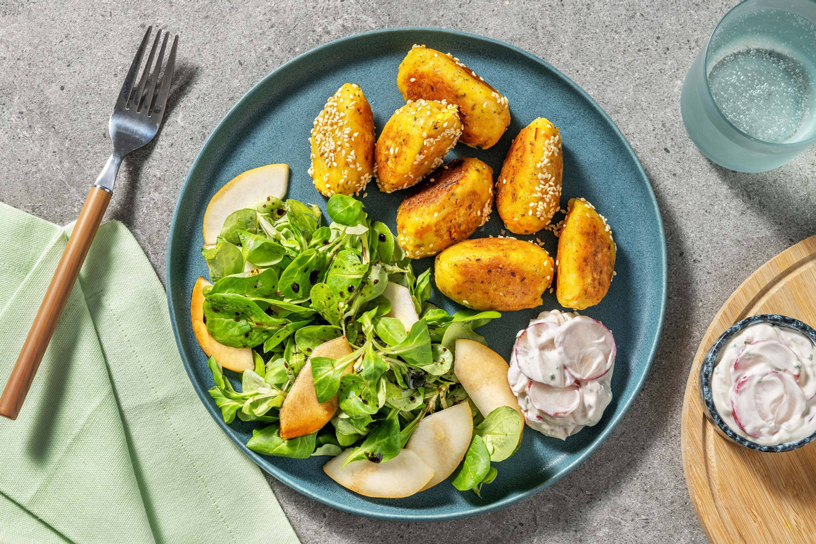 Möhren-Kartoffelnocken mit Radieschen-Quark