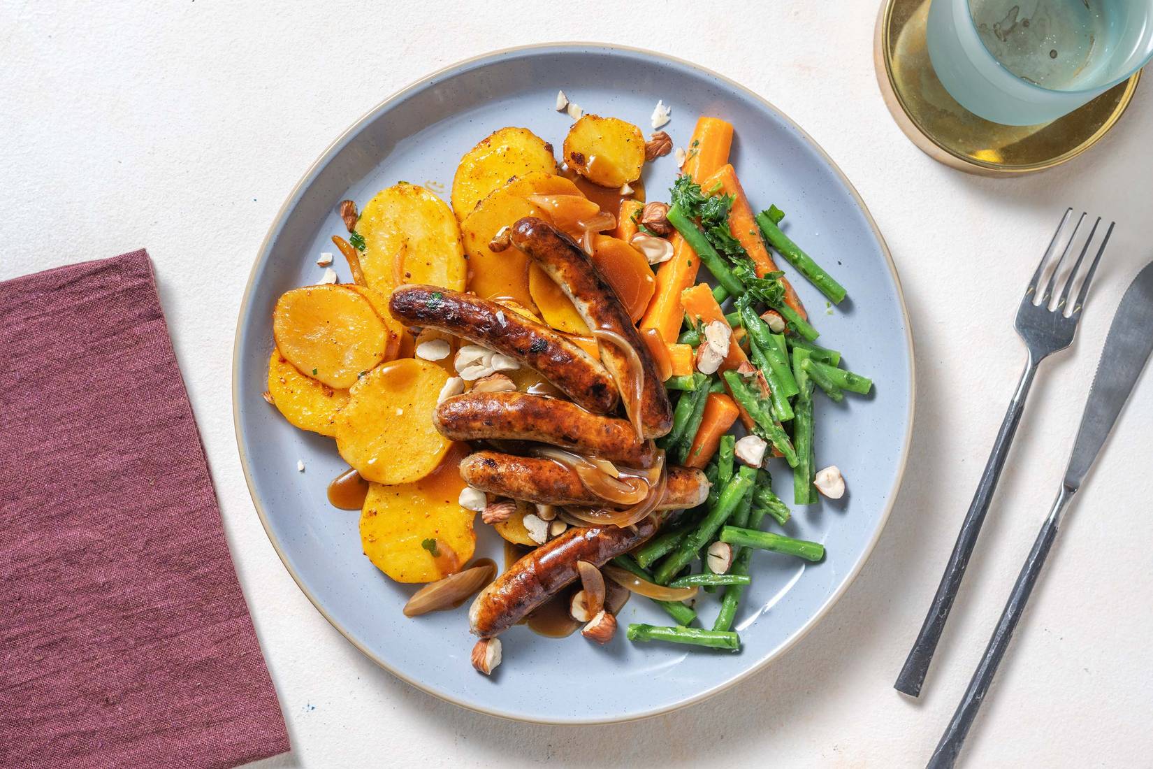 Nürnberger Würstchen in brauner Zwiebelsoße