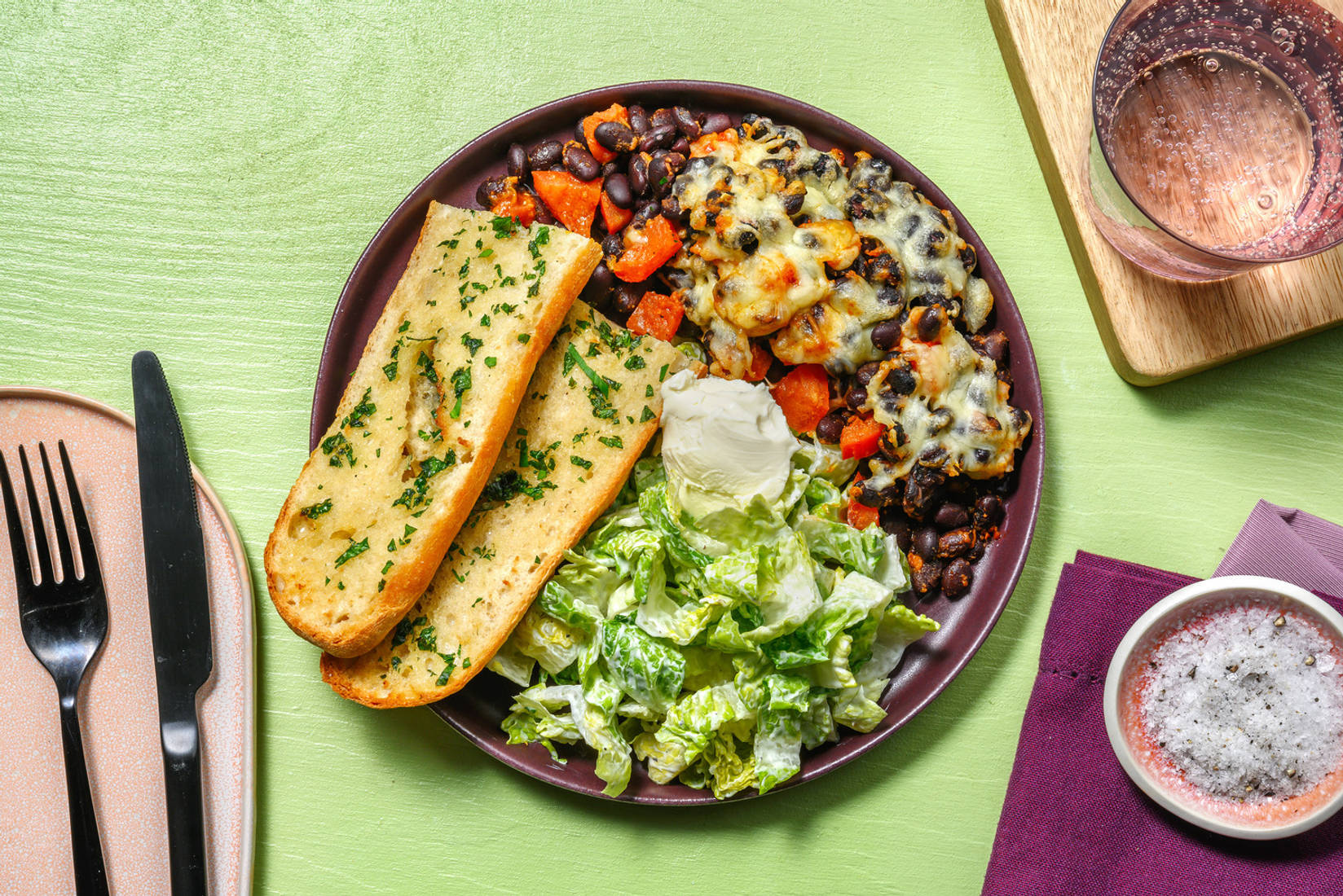 Pikanter Auflauf mit schwarzen Bohnen