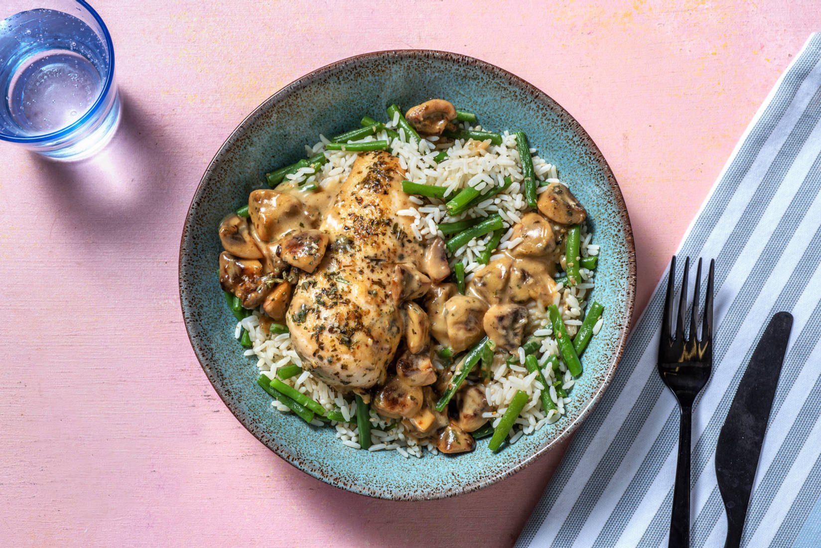 Gekruide kipfilet met champignonroomsaus