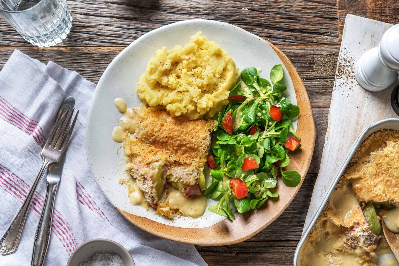 Prei met ham en kaassaus uit de oven