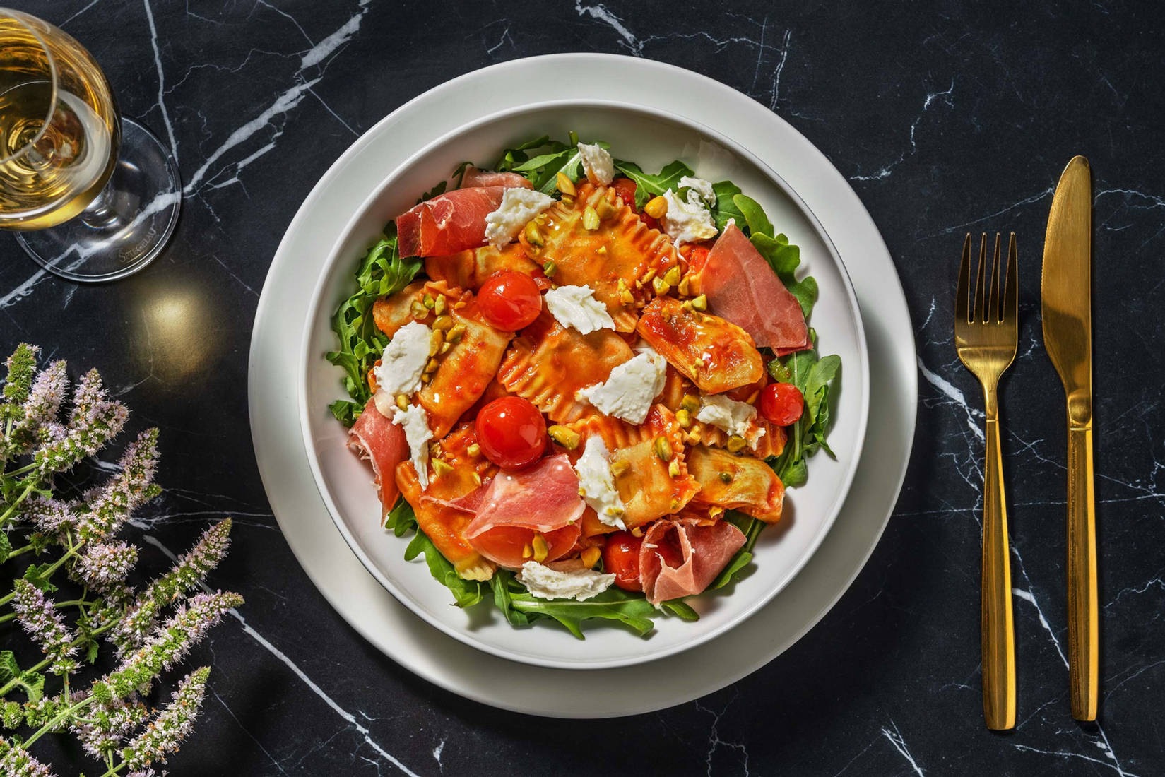 Antipasto pasta met coburgerham