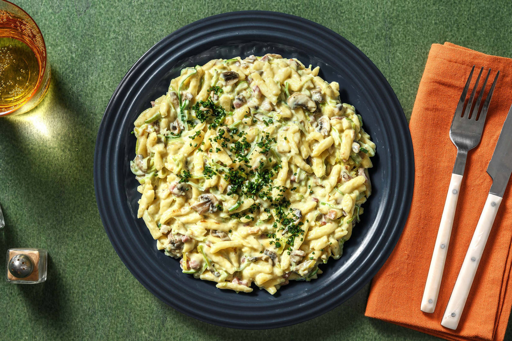 Schnelle Käsespätzlepfanne mit Bacon