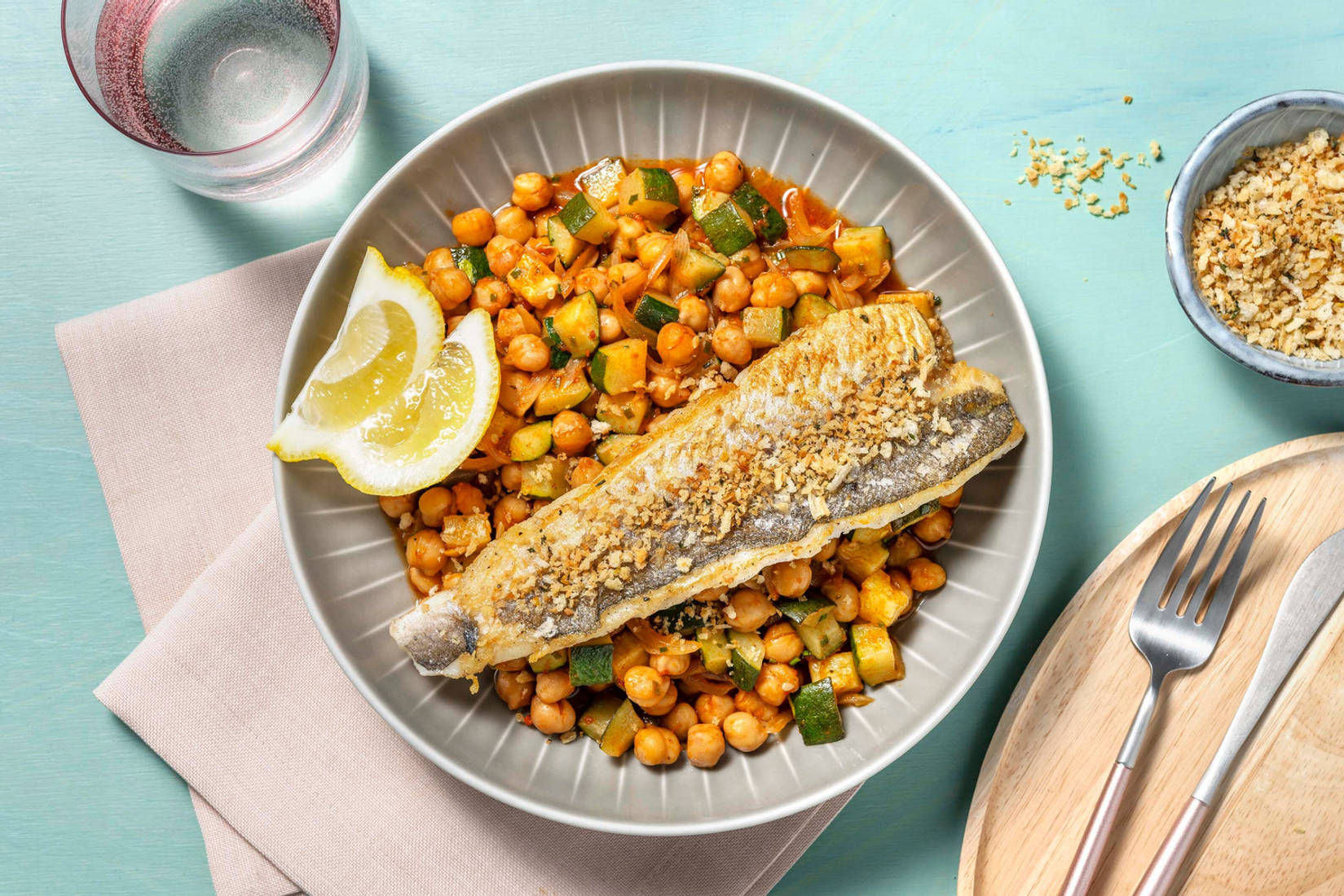 Seehecht getoppt mit Zitronen-Panko