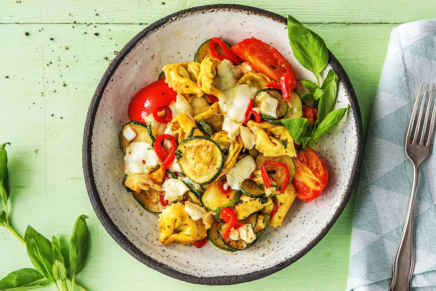 Sommerliches Tortellini-Gratin