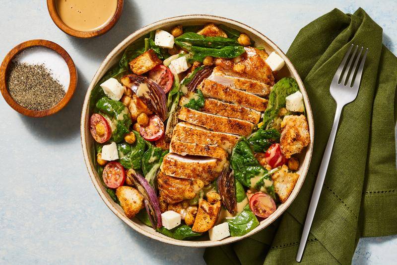 Chicken & Spinach Caprese Salad