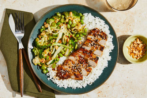Chicken with Sesame Ginger Sauce