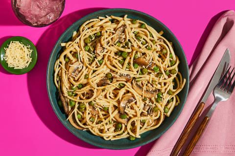 Creamy Truffle & Mushroom Linguine