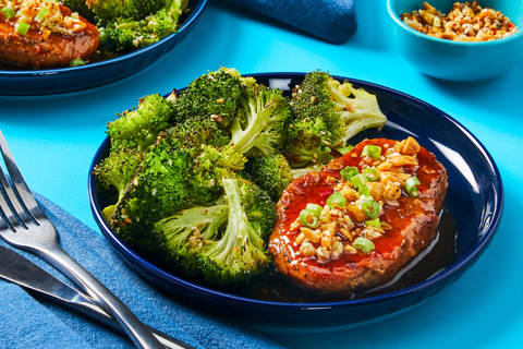 Chili Peanut Crunch Pork