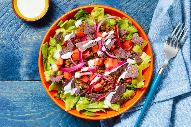 south-of-the-border-beef-taco-salad-f6d6adab.jpg