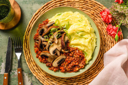 Mushroom Bourguignon Recipe HelloFresh