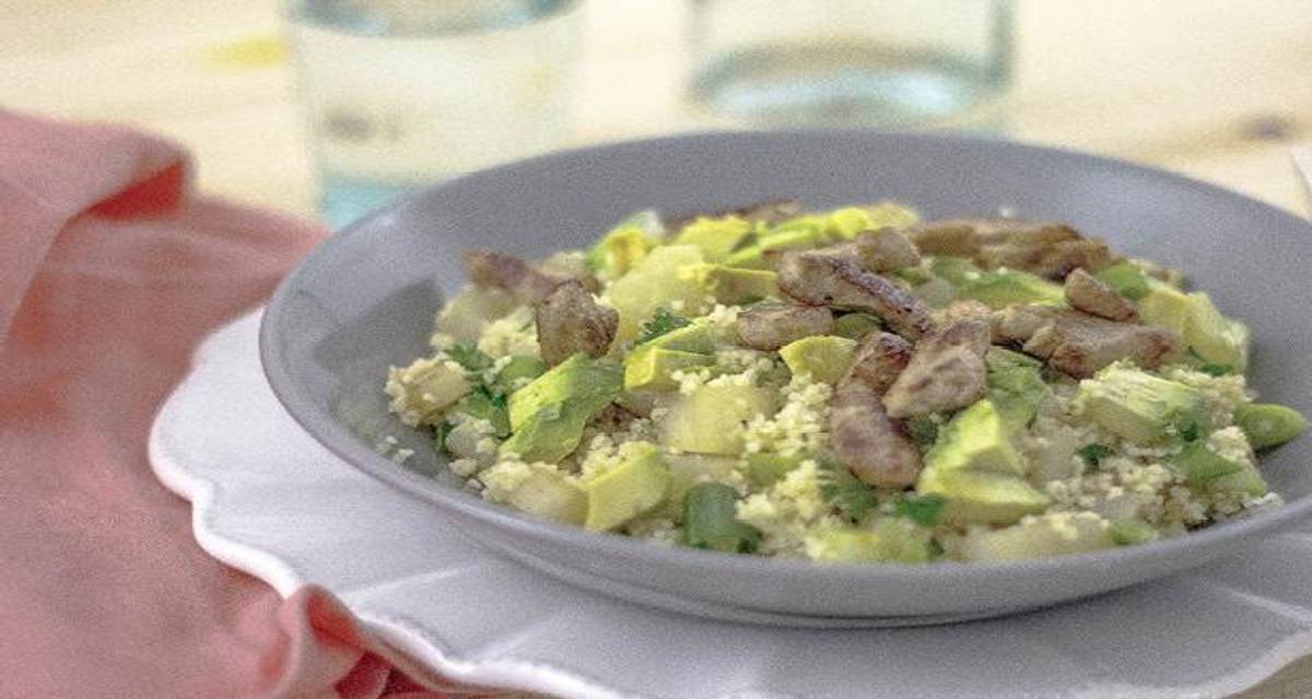 Volkoren couscous met koolrabi en kruidige kipreepjes Recept HelloFresh