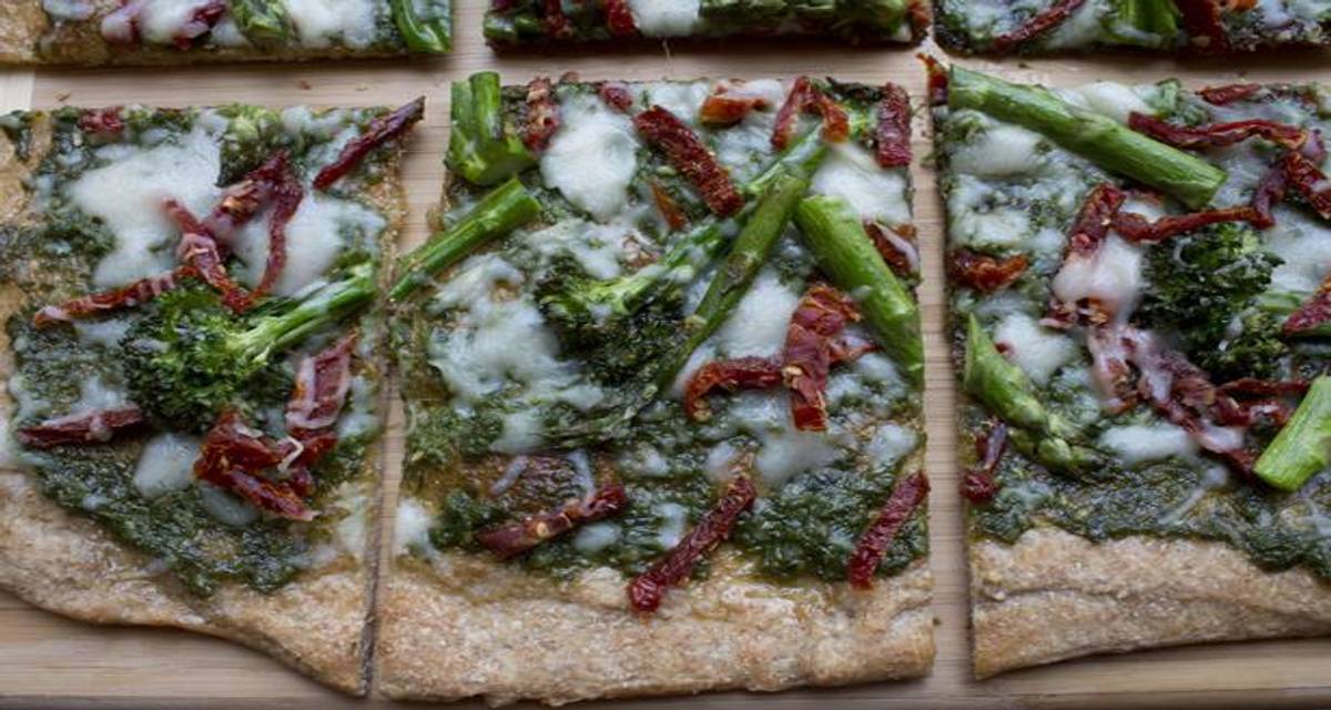 Pesto Flatbread Recipe | HelloFresh