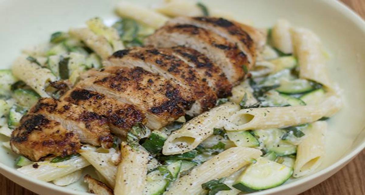Zesty Chicken with Ricotta & Zucchini Penne Recipe HelloFresh