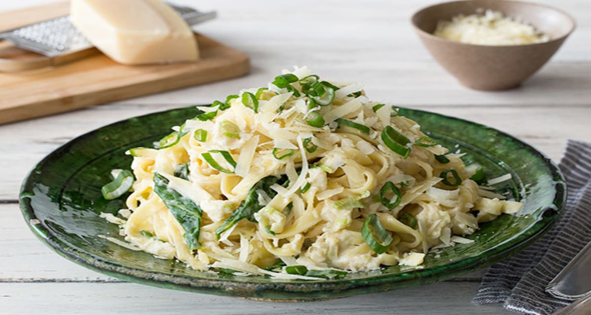 Fettuccine Alfredo Rezept | HelloFresh