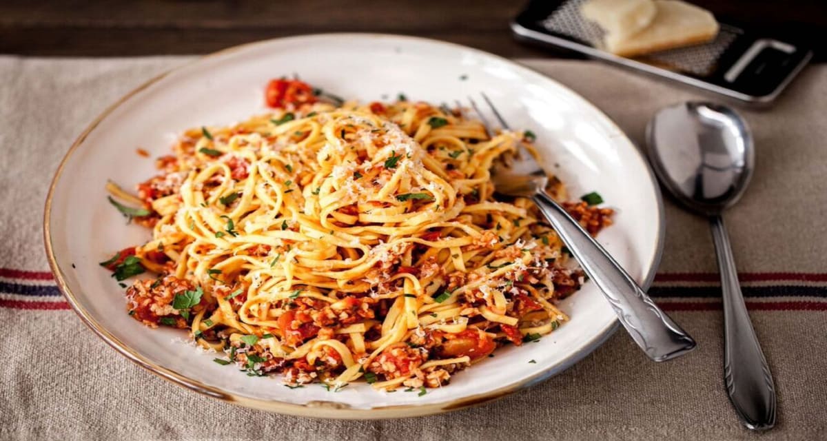 Tuscan Seitan Bolognese with Tagliatelle, Parmesan, and Chilies Recipe ...