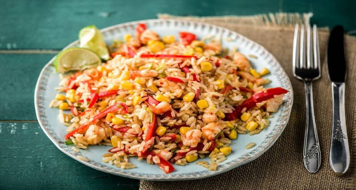 Toasted Thai Rice Bowl with Shrimp, Sweet Corn, and Red Bell Pepper