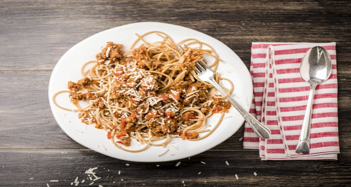 Klassieke Spaghetti Bolognese Met Gehakt En Kaas Italiaanser Kan Bijna Niet!-image