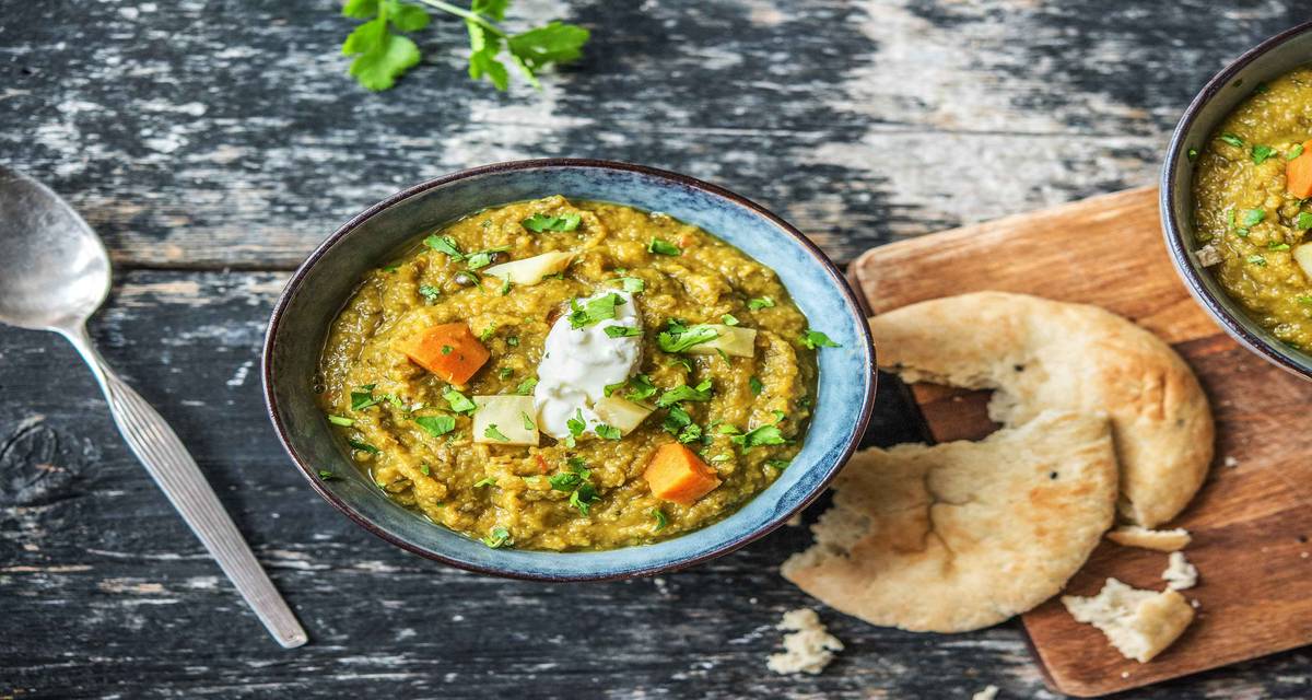 Dal de patates douces Aux lentilles vertes et aux épices pour curry parfumées