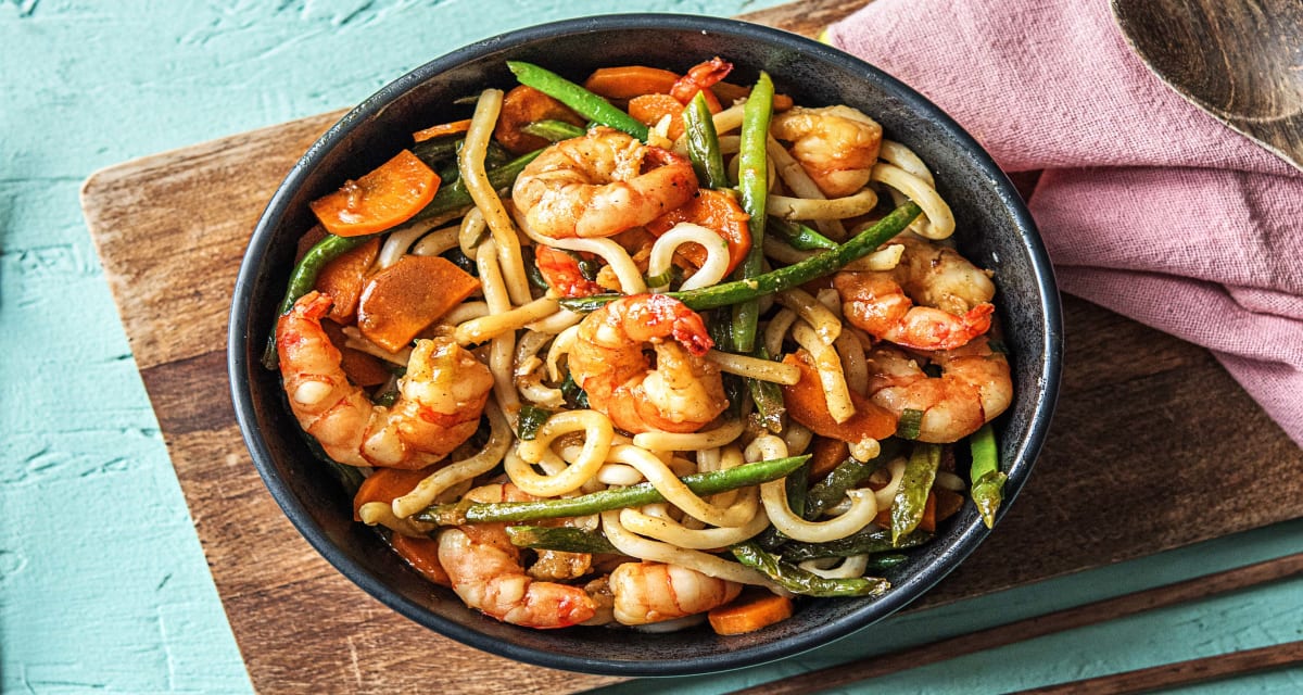 One-Pan Shrimp Lo Mein with Udon Noodles, Green Beans, and Carrots-image
