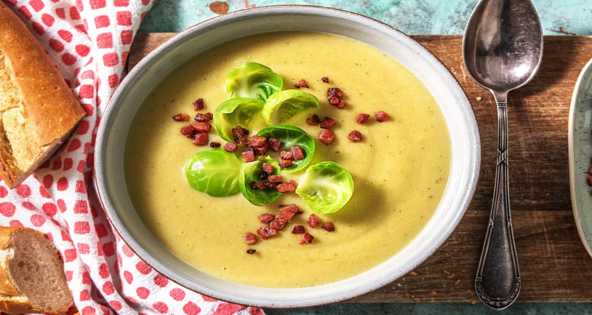 Wärmende Rosenkohl-Crème-Suppe Rezept | HelloFresh