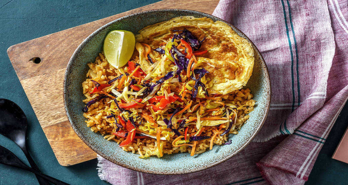 Riz sauté à la balinaise aux légumes et aux œufs