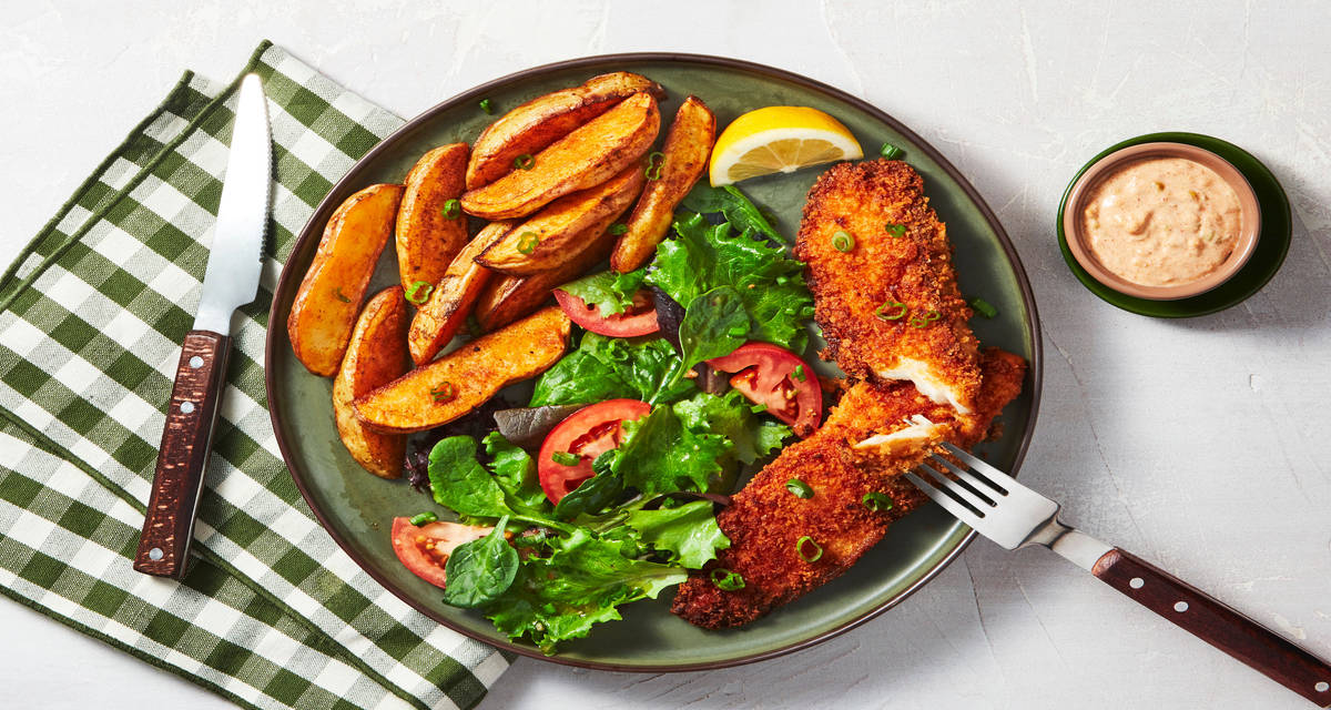 Bayou-Style Crispy Tilapia with Remoulade, Paprika Potato Wedges & Mixed Greens