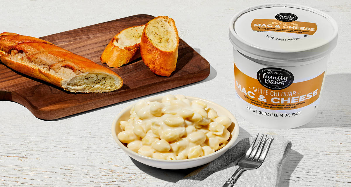 Mac & Cheese + Garlic Bread A soul-satisfying combo. | 2-3 Servings