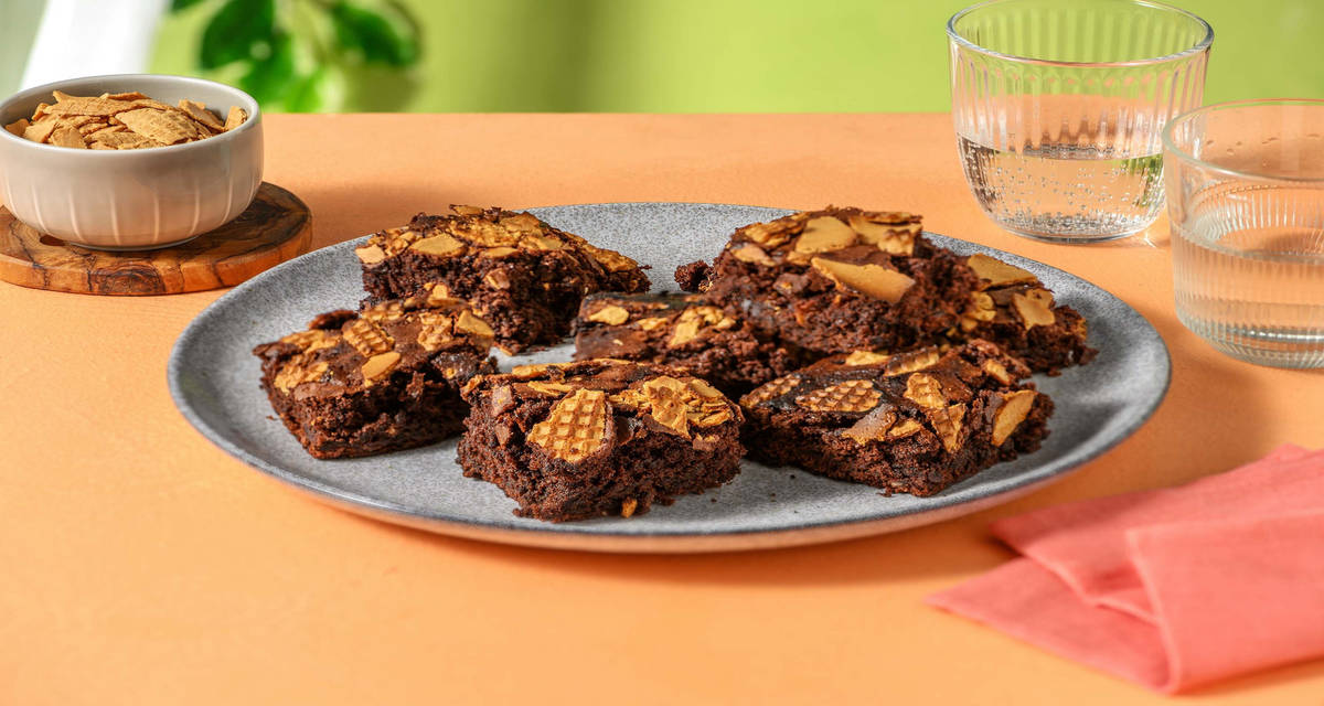 Brownies aux stroopwafels et amandes torréfiées +/- 10 parts | À cuisiner à la maison avec des ingrédients frais
