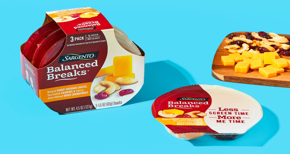 Sargento Balanced Breaks with Sharp Cheddar, Cashews & Cranberries A quick snack, easy cheesy.  | 3 Servings