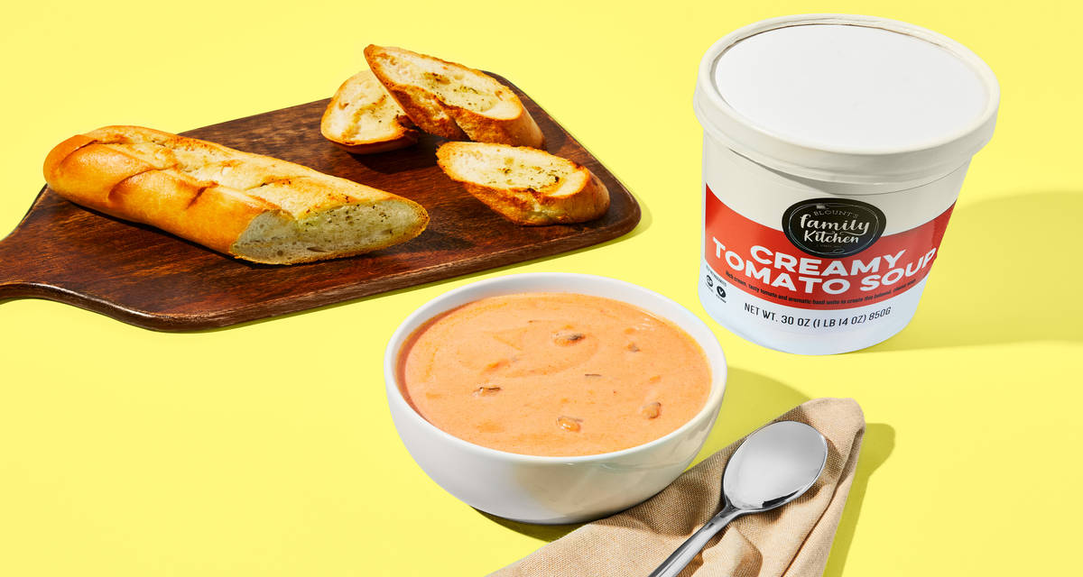 Creamy Tomato Soup & Garlic Bread Souper yummy and easy. | 2-3 Servings