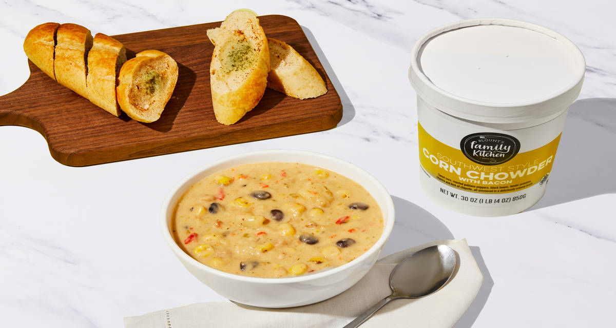 Corn Chowder with Garlic Bread A classic lunch combo! | 2-3 Servings
