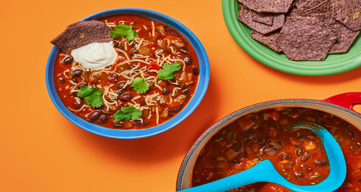 Spicy Peruvian Cauli & Turkey Bowls with Blue Corn Tortilla Chips, Monterey Jack & Sour Cream