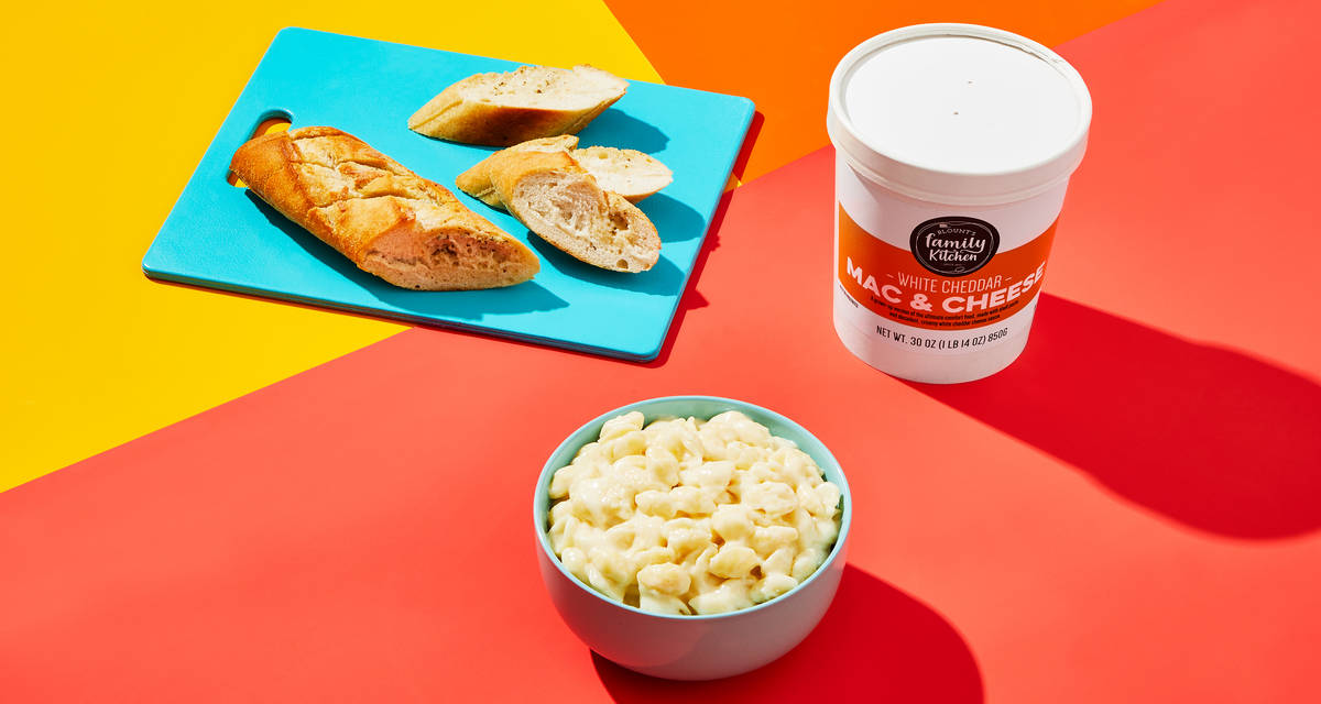 Mac and Cheese & Garlic Bread Chedda is betta. | 2-4 Servings