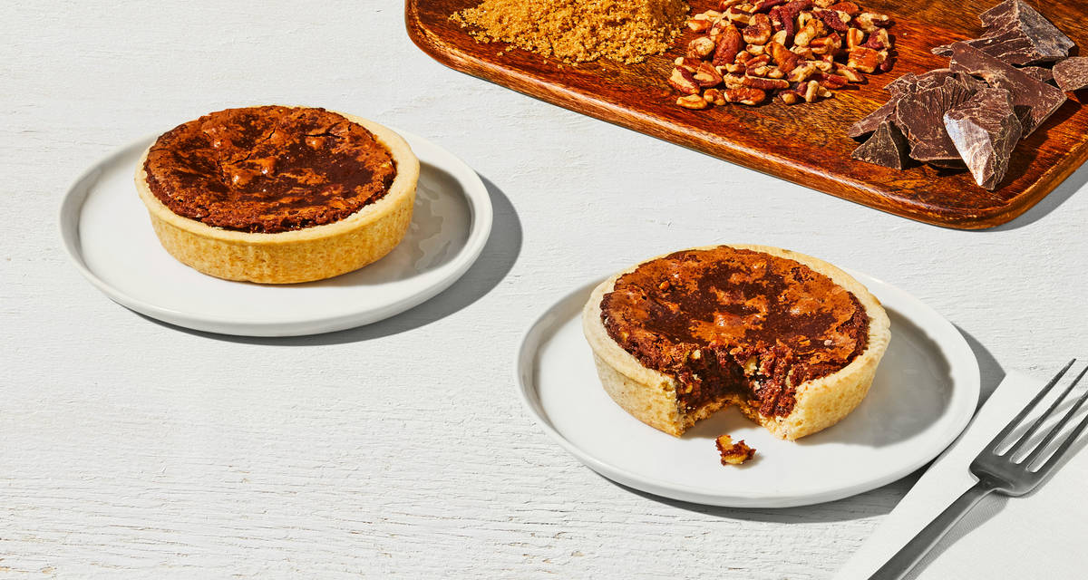Chocolate Walnut Derby Pie You’ll go nuts for this! | 2 Servings