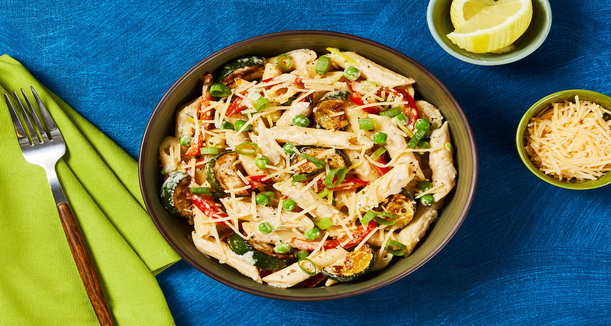 Pasta Primavera with Lemon Parm Sauce, Bell Pepper, Zucchini & Peas