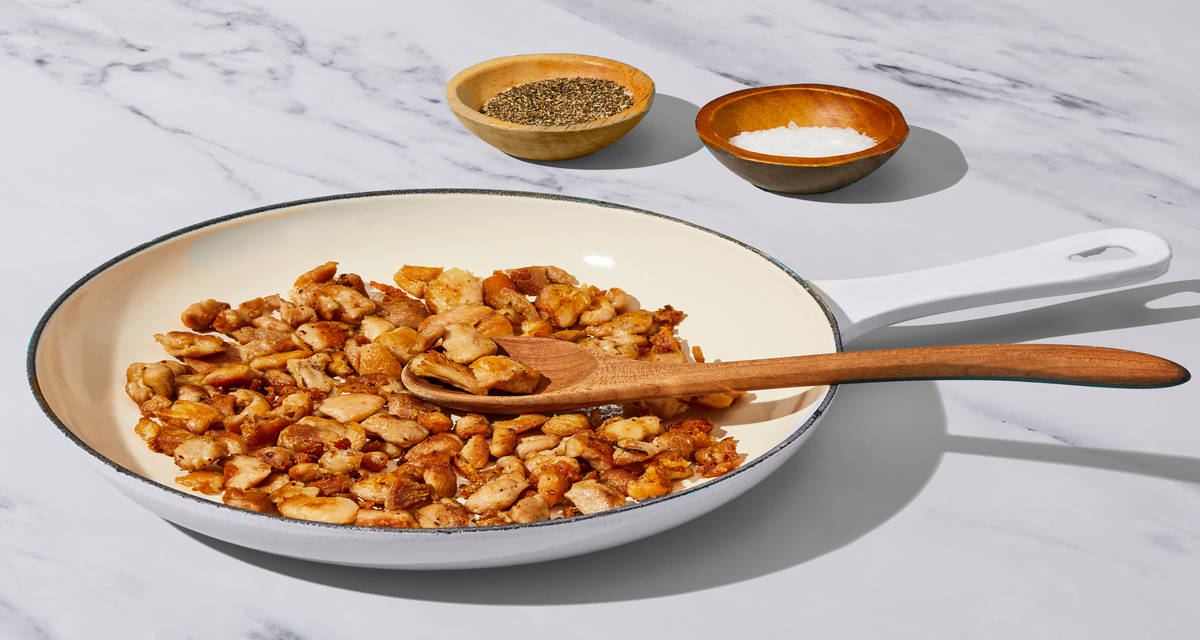 Diced Boneless, Skinless Chicken Thighs No cutting necessary—it's your (c)lucky day! | 10 oz